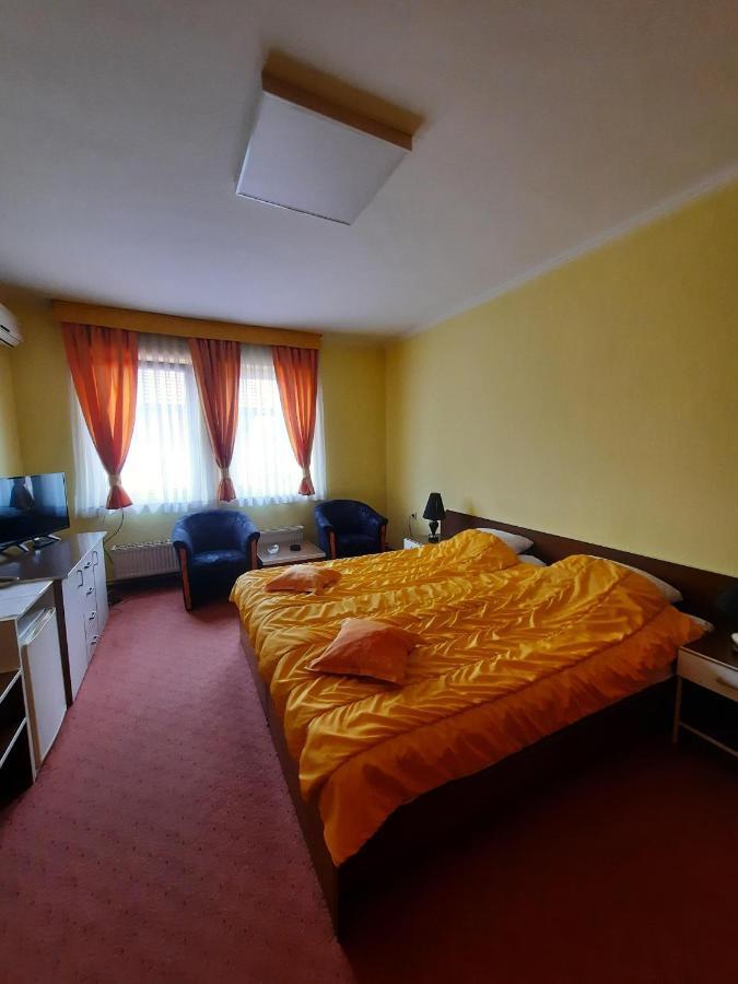 Motel Tiron Kakanj Ngoại thất bức ảnh