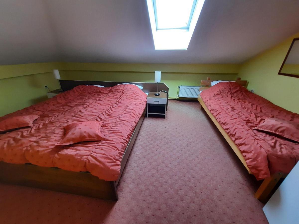 Motel Tiron Kakanj Ngoại thất bức ảnh
